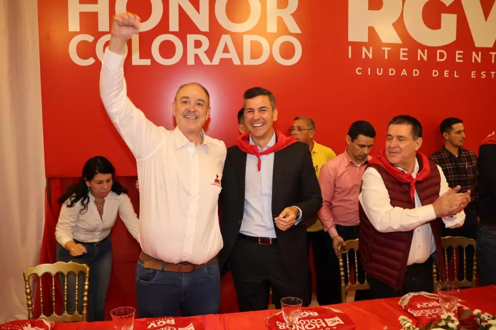 Respaldo de Honor Colorado a la precandidatura de Roberto González Vaesken en CDE.