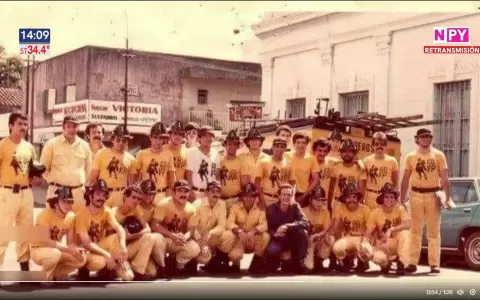 Fotograf�a del primer cuerpo de Bomberos Voluntarios del Paraguay en 1978.