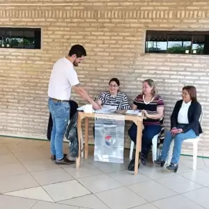 Arrancan las internas partidarias en Ciudad del Este: 300 mesas habilitadas y voto por papeletas