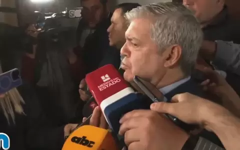 El ministro del Interior, Enrique Riera.
