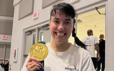 Paraguay celebra la medalla de oro de Pamela B�veda en el PAN NOGI 2025