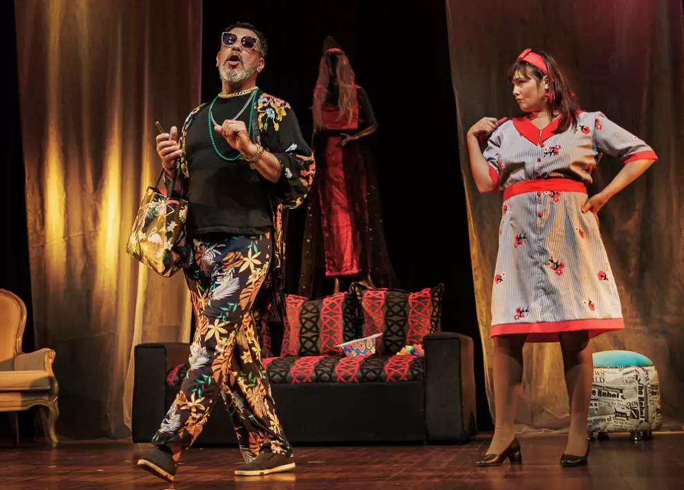 Puesta en escena de la obra "Domesticadas. El origen", dirigida por Nelson de Santaní. (foto: Dani González)