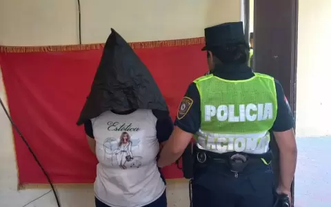 La docente jubilada fue detenida durante un control policial en Villarrica