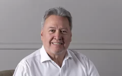 �scar Acosta camina a la presidencia de Sol de Am�rica