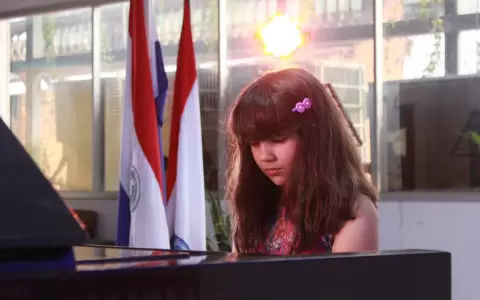 Clausura del �rea de piano cl�sico.