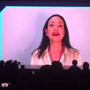 Video: María Corina Machado dice ante la SIP que "dictadores se esfuerzan para controlar a la opinión pública"