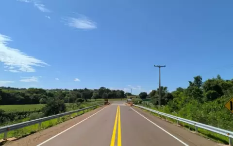 La meteor�loga Carolina L�pez inform� que el domingo traer� condiciones m�s estables y menos lluvias en Paraguay.