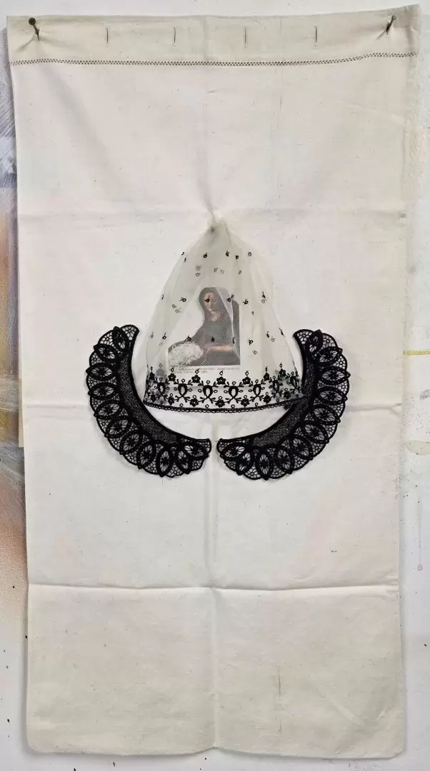 Obra de Valeria Franco: Eran ni�as (I. Salom�), 2025, d�ptico, particular, t�cnica mixta sobre tela, 50 x 90cm. 
Cortes�a