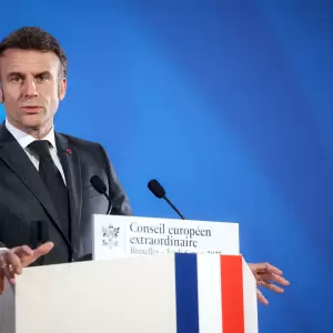 "Francia se opondr�a de manera muy firme" si se fuerza la adopci�n del acuerdo UE-Mercosur, asegura Macron