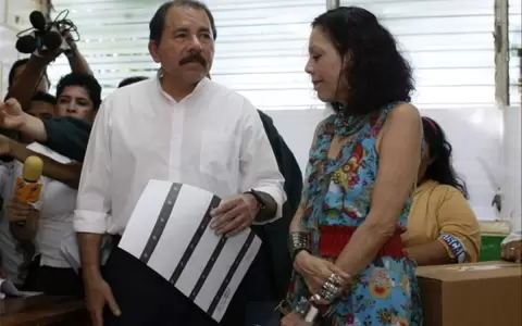 Daniel Ortega y Rosario Murillo.