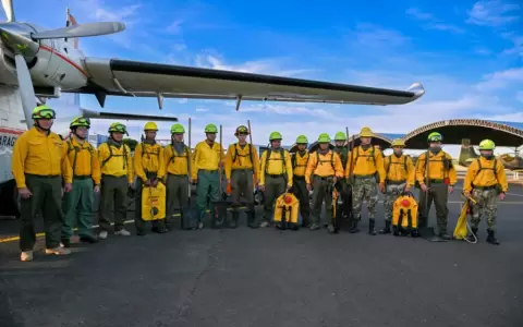 Brigadistas y militares listos en Bah�a Negra en el marco del Operativo Tata �embogue.