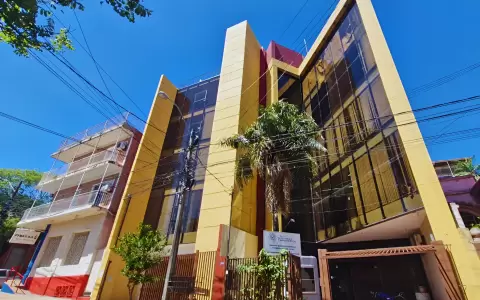 Nueva sede del Ministerio de Salud donde se gestionan certificados oficiales.