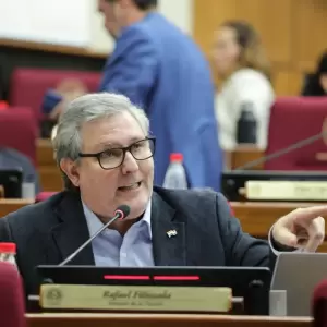 Filizzola pide que el diálogo entre poderes sea "institucional, público y con agenda clara"