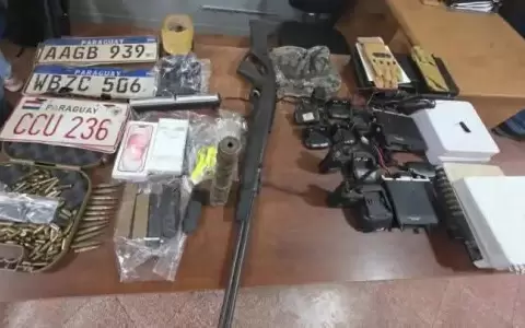 Durante el operativo se incautaron armas de fuego, veh�culos y tel�fonos celulares utilizados por la red de sicarios.