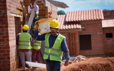 Obras del proyecto Casa Vivendis, ubicado en la ciudad de Itaugu�.