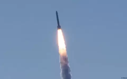 El nuevo veh�culo de reabastecimiento de la EEI se coloc� en �rbita exitosamente el domingo (26.10.2025), inform� la agencia espacial japonesa JAXA.
