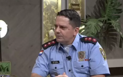 Polic�a "Tiktoker" Jos� Jim�nez.