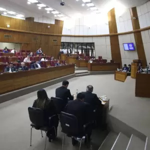 Cartismo blinda a Eddie Jara y bloquea pedido de informe sobre Petropar