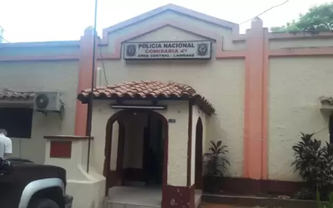 Fachada de la Comisar�a 4� de Lambar�, donde se coordinan los nuevos operativos de patrullaje.