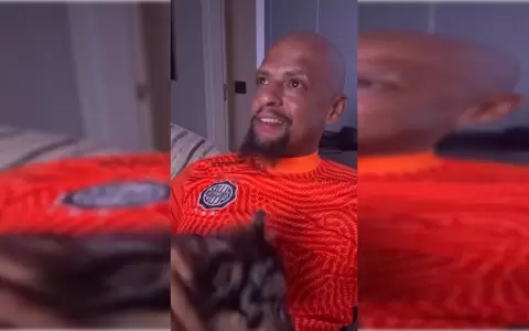 Felipe Melo se puso la camiseta de Olimpia para ver la remontada de Palmeiras