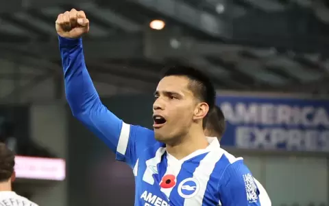Diego G�mez roz� la calificaci�n perfecta en el triunfo del Brighton