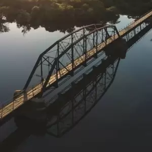 Diputados declaran de inter�s hist�rico al puente "Fierro Punta"