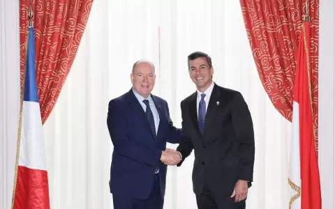 El principe de M�naco con el presidente de la Rep�blica en el 2024.