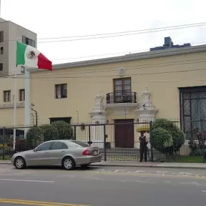 Perú rompe relaciones con México por el asilo de la ex primera ministra Chávez