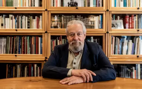 Gonzalo Celorio.