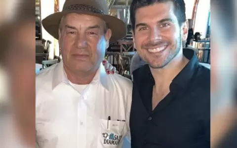 El extinto diputado Lalo Gomes y Carlos Viveros.