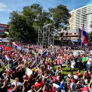CDE enfrenta un refer�ndum entre el poder colorado y la rebeld�a ciudadana