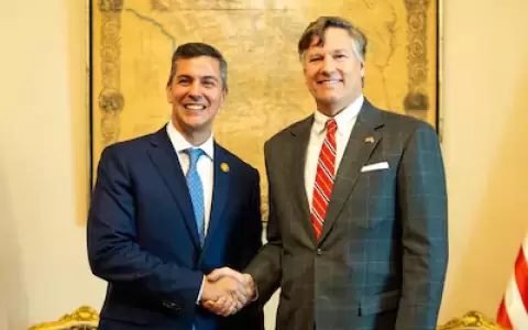 Pe�a dialoga con el subsecretario de Estado de Estados Unidos sobre cooperaci�n y proyectos conjuntos en Bolivia