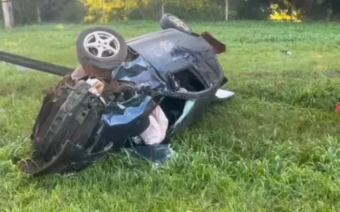 Accidente de tr�nsito con derivaci�n fatal ocurrido en la madrugada de hoy en el kil�metro 15 de la Ruta PY06, en Capit�n Miranda.
