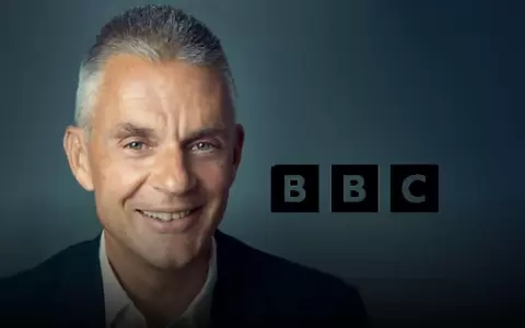 Director general de la BBC, Tim Davie anunci� su dimisi�n.