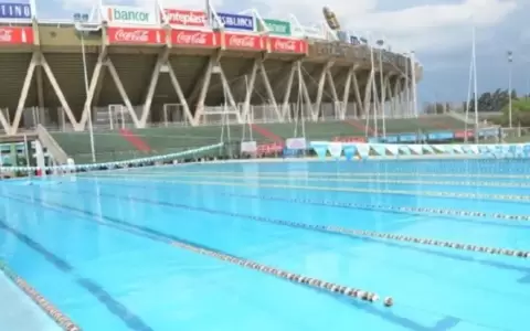Conmoci�n en la nataci�n argentina por muerte de septuagenario en plena competencia