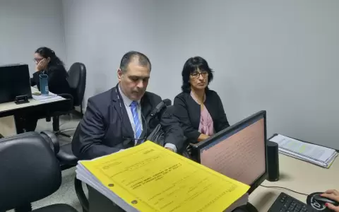 Rol�n Luna pide acciones firmes contra las redes mafiosas del sistema judicial.