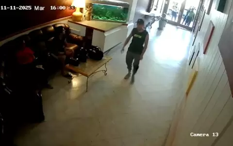 Im�genes del circuito cerrado muestran al supuesto ladr�n ingresando al edificio Monumental antes de ser detenido por la Polic�a.