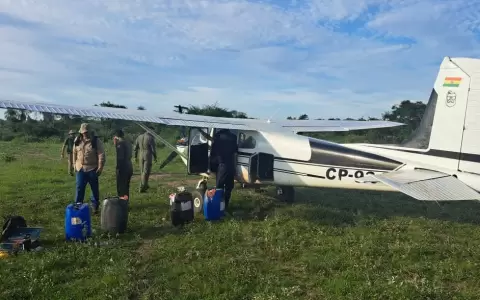 Avioneta de matr�cula boliviana fue interceptada y capturada por la Fuerza A�rea Paraguaya en Paso Barreto, Concepci�n.