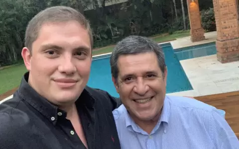 Ayala y Cartes.