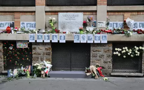 Francia recuerda este jueves a las 132 v�ctimas de los atentados perpetrados por yihadistas en terrazas, bares y una sala de conciertos de Par�s.