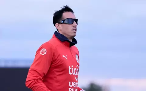 Gatito Fern�ndez entren� con unas gafas especiales para mejorar los reflejos