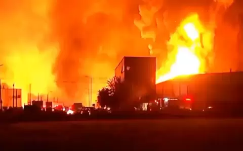 Explosi�n e incendio en Ezeiza, Argentina.