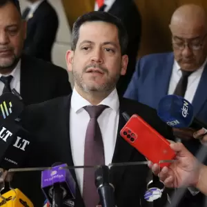 Latorre niega rumores sobre mediciones internas y reafirma precandidatura de Alliana a la presidencia