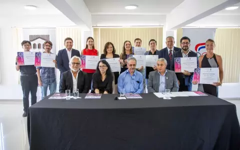 Entrega de premios del Concurso de Cuentos Cortos Guaran�-Castellano.