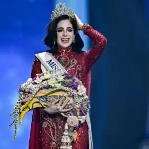 México se corona Miss Universo en medio de apoyo feminista tras altercado con organizador