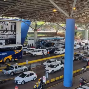 Marea granate invade Paraguay rumbo a la final de la Sudamericana
