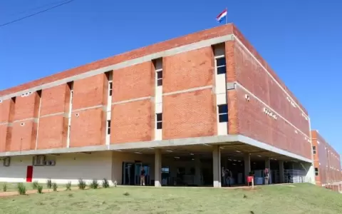 Autoridades del Hospital de Itap�a anuncian la creaci�n del primer Banco de Leche Materna del departamento.