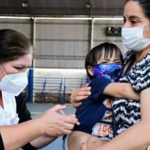 Paraguay se posiciona entre países líderes de la región en vacunación infantil