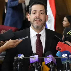 Asunci�n: Latorre dice estar convencido de que Camilo P�rez debe ser el precandidato de HC