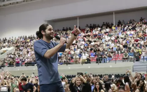 Farid Dieck, psic�logo y conferencista internacional disert� sobre salud mental.